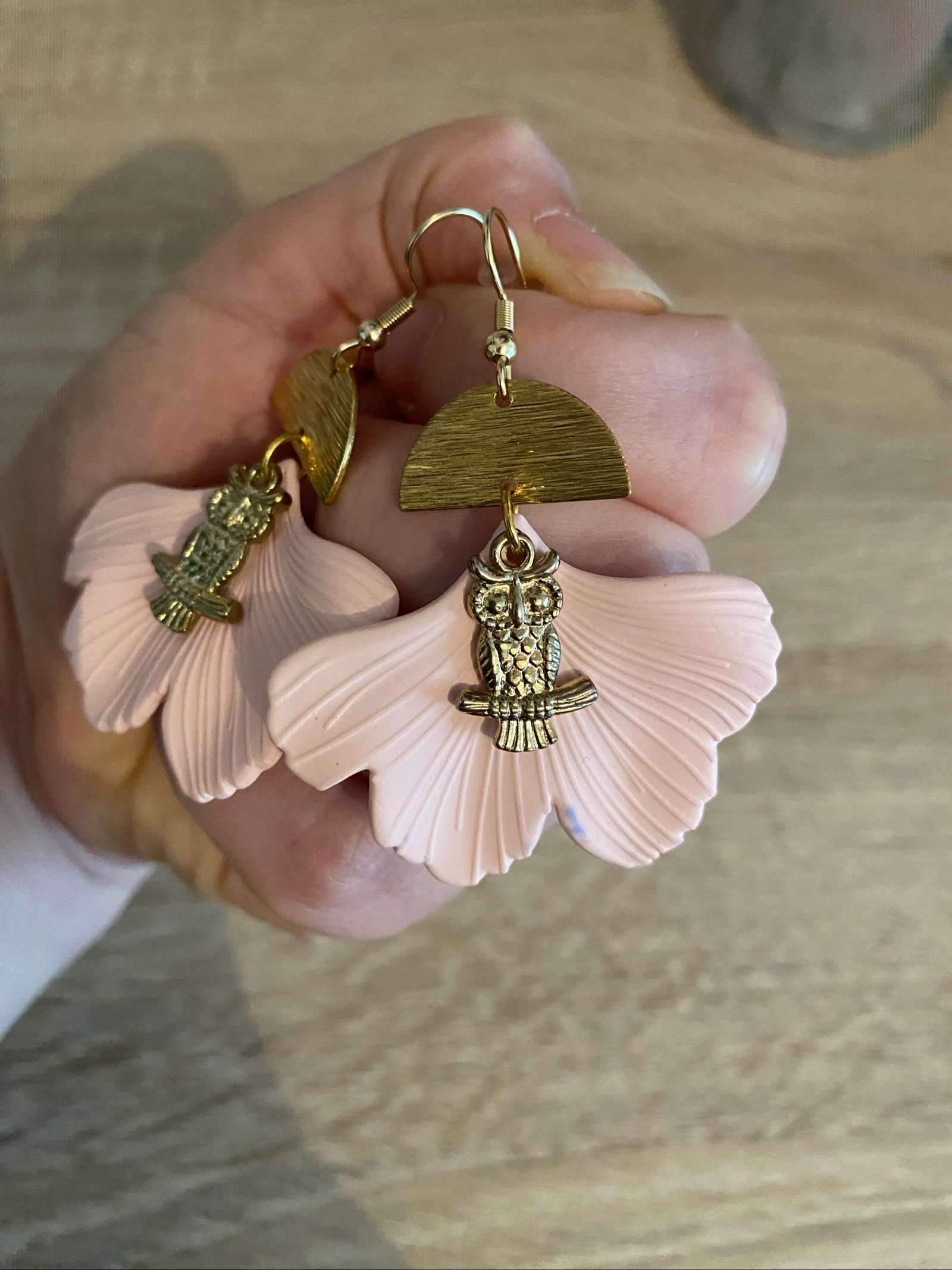 🌸 Powder pink Ginkgo earrings & gold owl 🌸 – photo 2